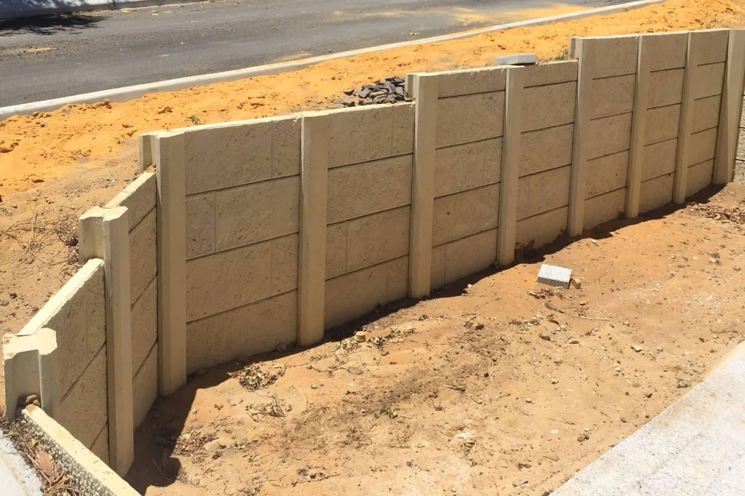 Concrete retaining wall in Geelong