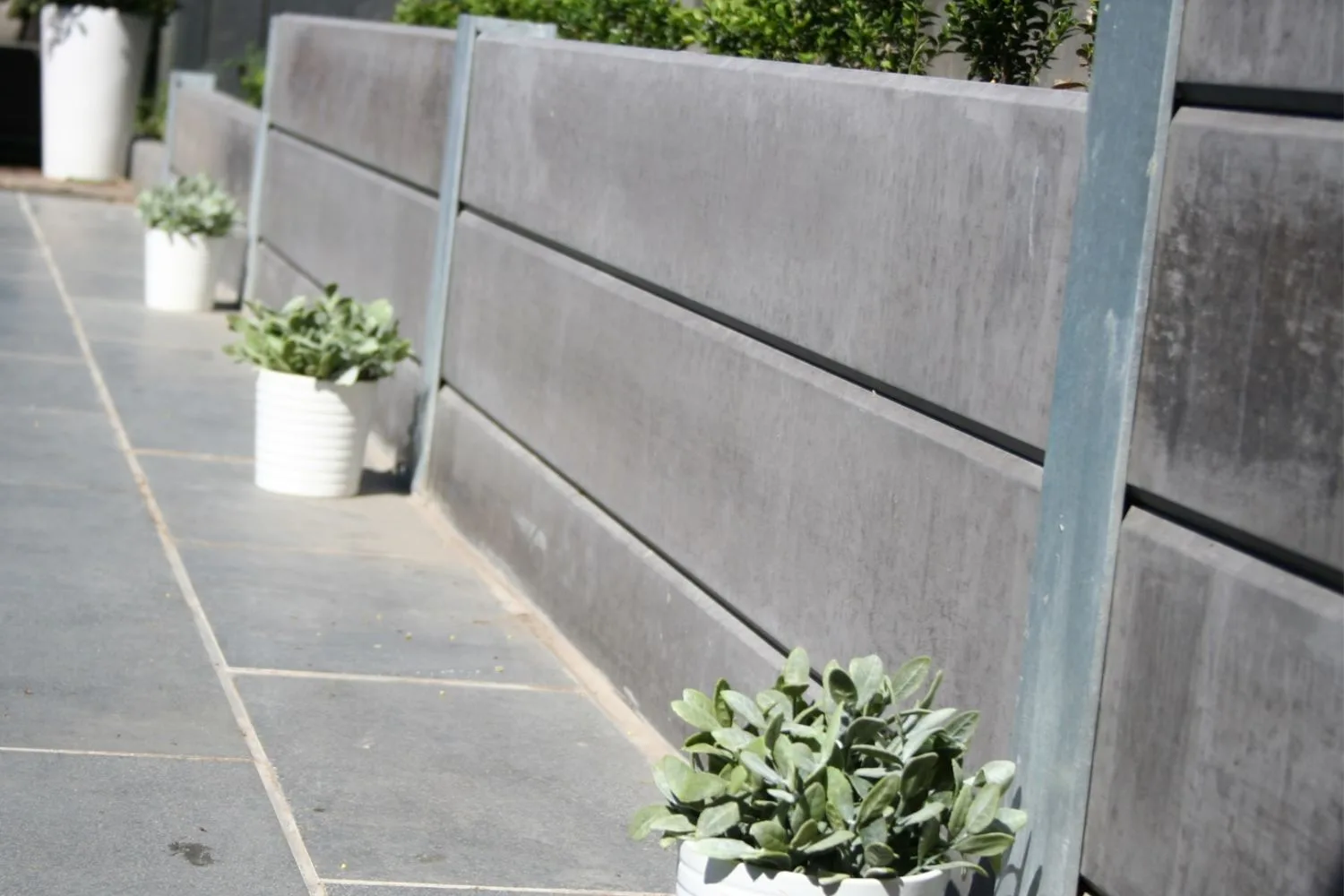Concrete sleeper retaining wall build