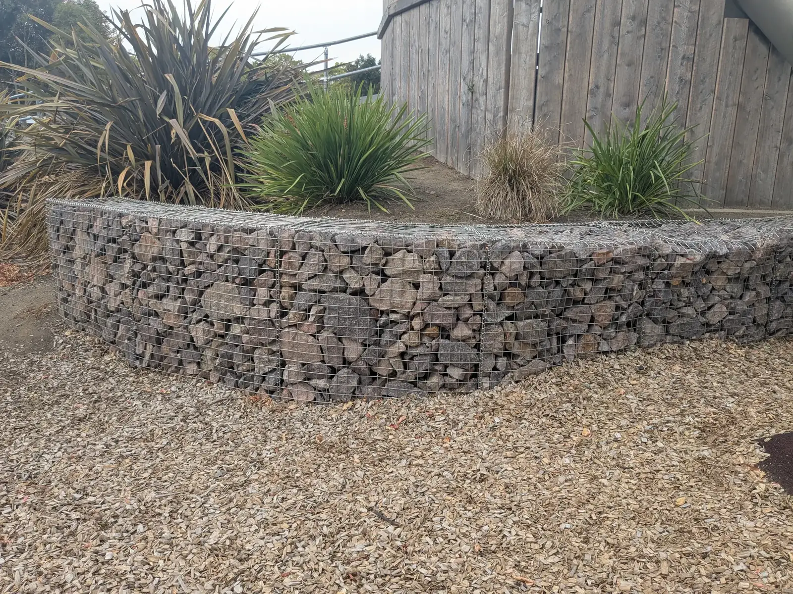 Gabion retaining wall built by Retaining Wall Builders Geelong